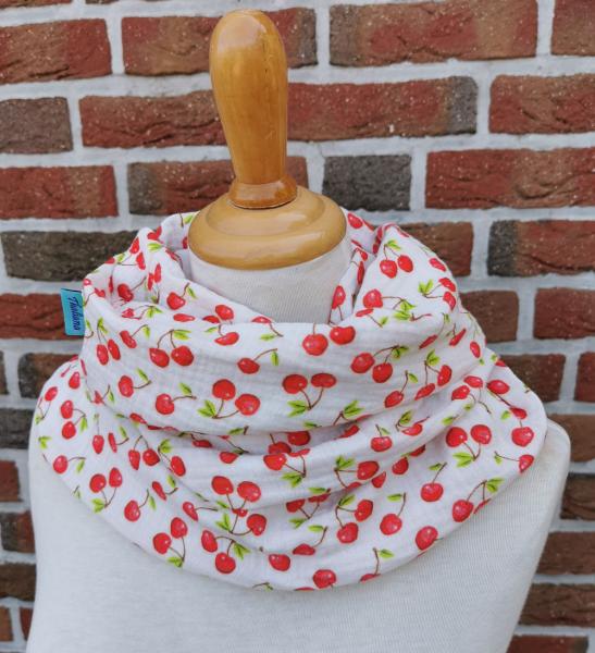 Preview: Kirschen weicher leichter Schal mit roten Kirschen aus Musselin